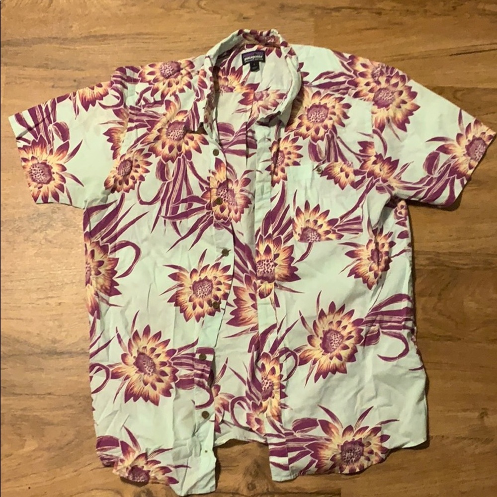 Men’s Patagonia Hawaiian shirt